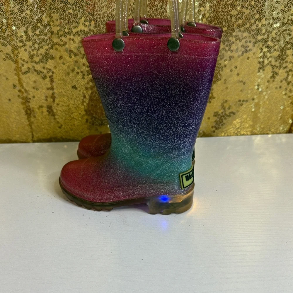 Western Chief Glitter Ombré Light Up Rain Boots